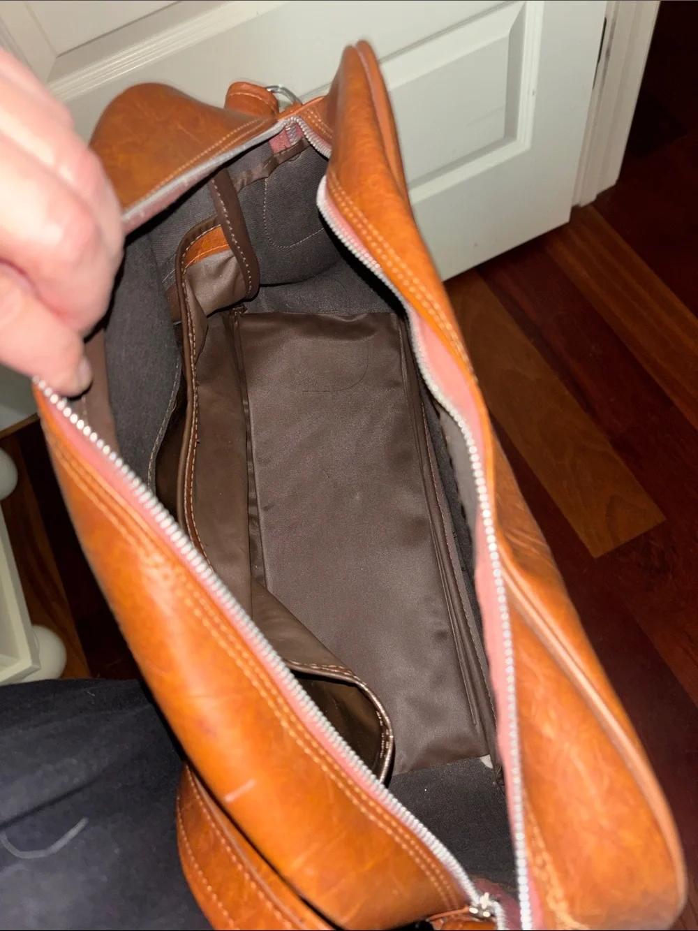 Vintage Brown Messenger Bag - Stradellina brand - Classic Design